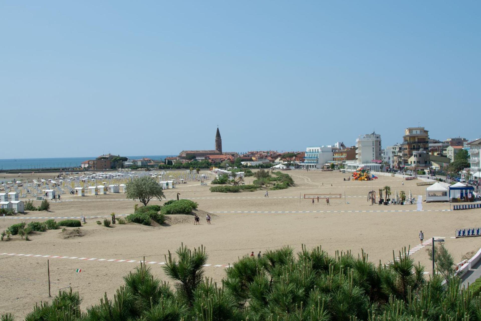 Park Hotel Pineta Caorle Exterior foto